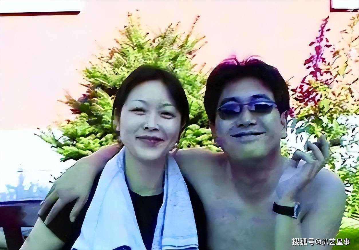 万万没想到,浓眉大眼,央视主播的他,抛妻弃女_水均益_战场_王君