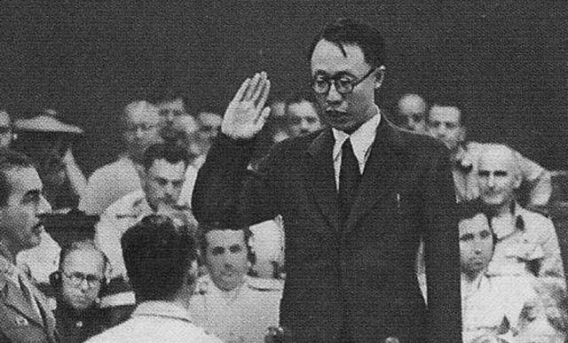 溥仪出逃时,将它缝在衣物里26年不离身,现为"国宝中的国宝"