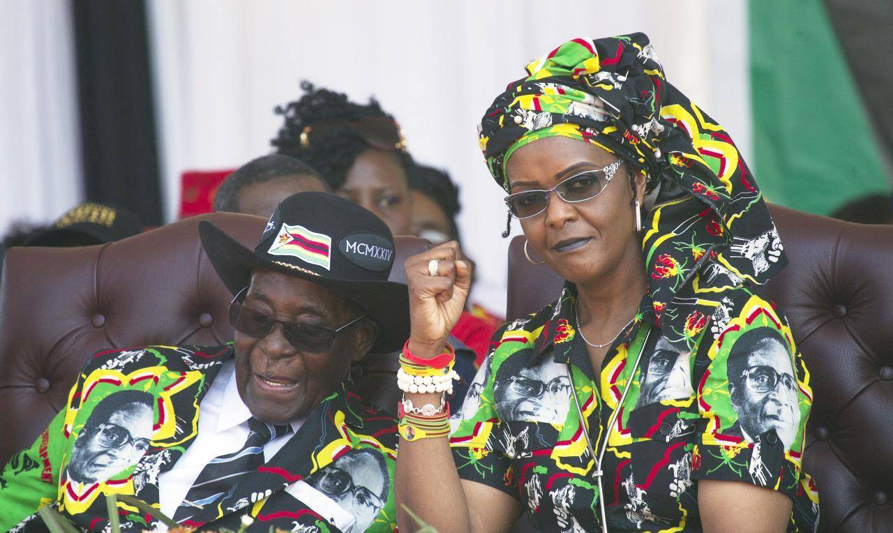 2008年8月,津巴布韦官方数据公布~该国通胀率达到了11200000%.