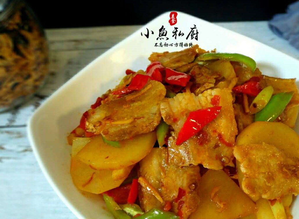 春季此菜要多吃,才2块钱1斤,营养是白菜的3倍,苹果的10倍_土豆_五花肉