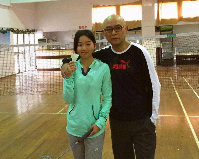 他是孟非的女儿,如今23岁太优秀,难怪郭德纲着急结亲家