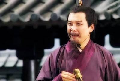 三国中,刘备一开始对诸葛亮言听计从,为何建蜀后就听不进去了?