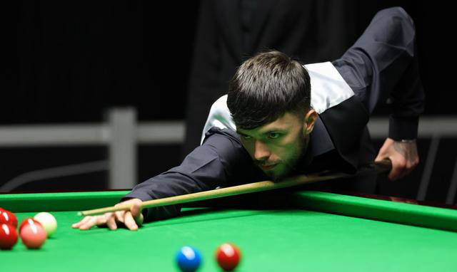 王雨晨逆袭跻身职业联赛,艾伦泰勒和海顿平尼重返赛场