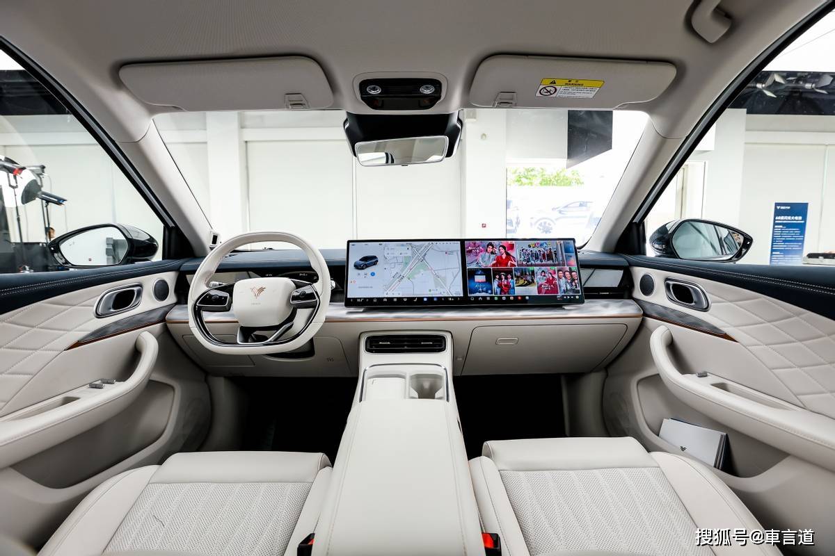 全行业首搭宁德时代神行长寿命电芯 14万元起 哪吒l纯电版开启预售