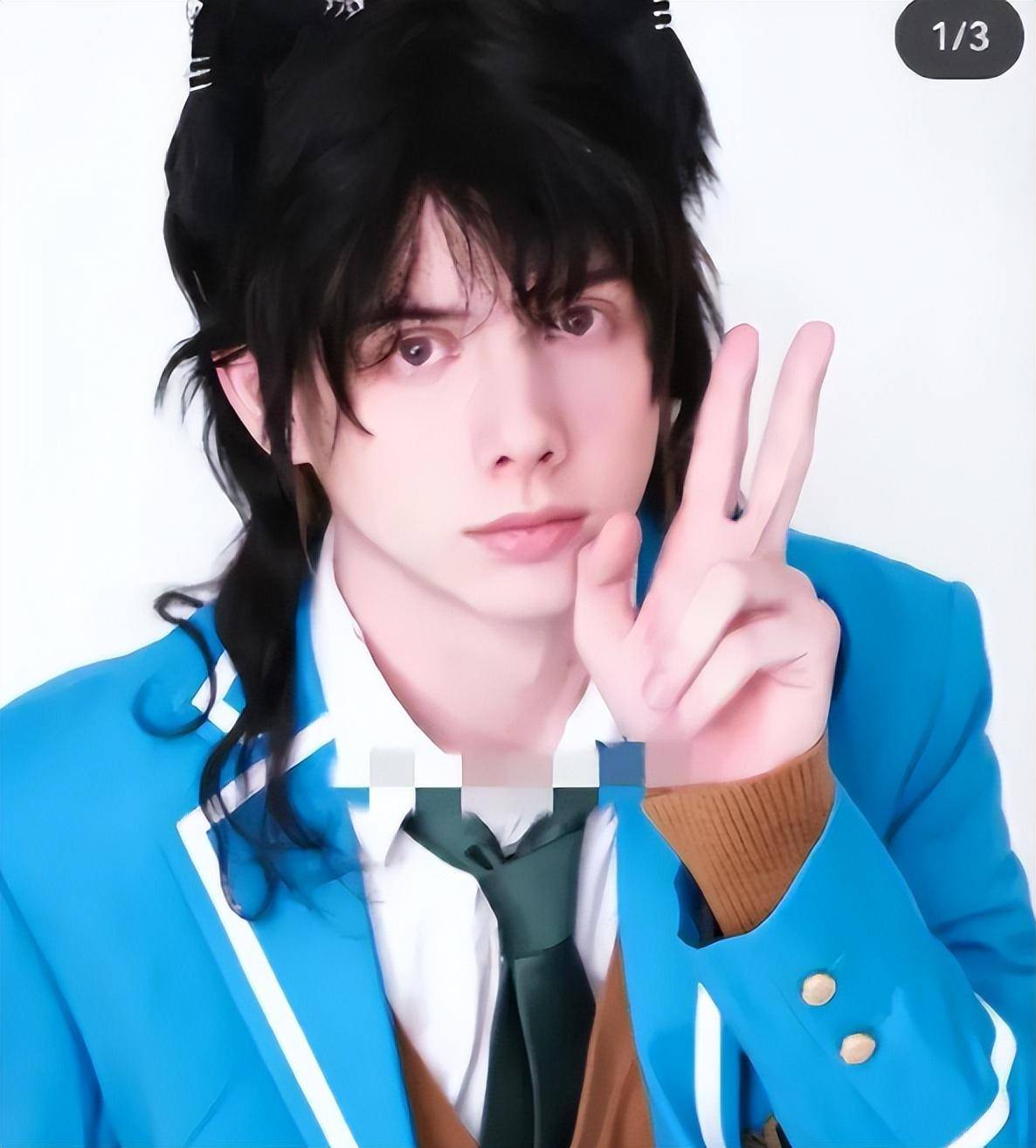 许可馨宣布结婚,晒出丈夫照片,是一位热衷于cosplay的年轻人