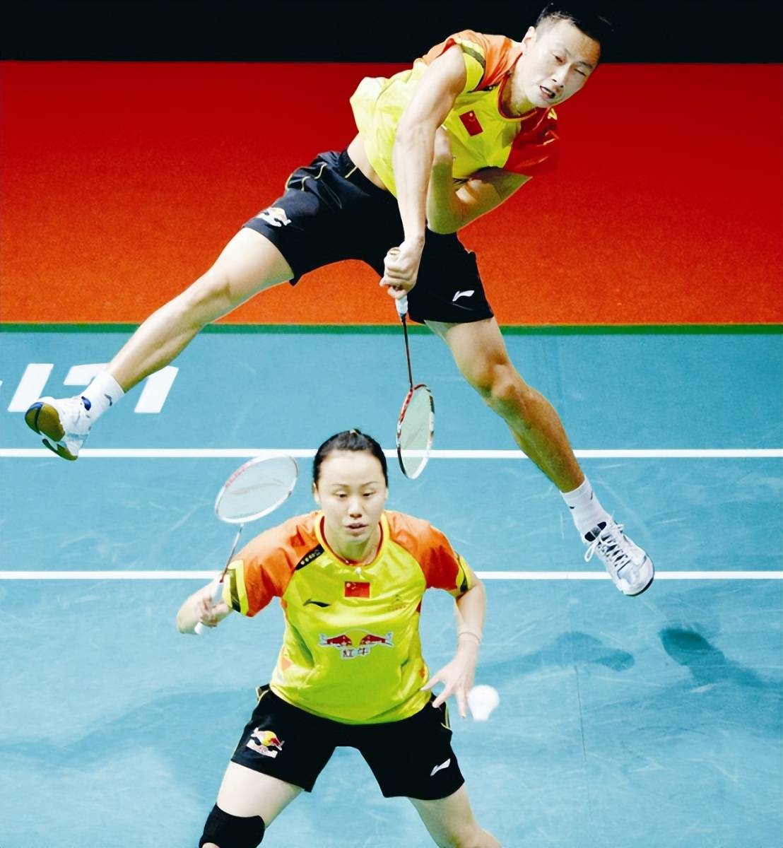 赵芸蕾与男友张楠在比赛中男友吃自己的"窝边草",闺蜜当自己的"三"