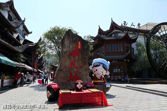 两个人去恩施旅游四天三晚人均多少钱,恩施4天详细花销,看完就出发