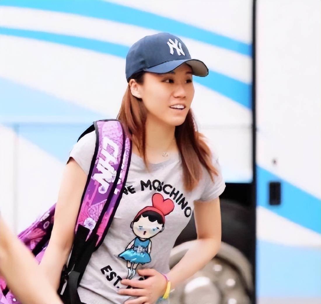 赵芸蕾:离开国家队,被闺蜜抢走初恋,如今成人生赢家_田卿_张楠_比赛