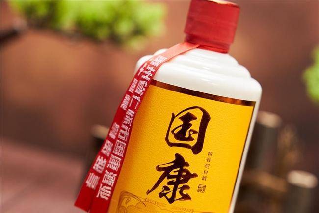 不管什么牌子,100%酒精酒,知道不吃亏_国康_茅台镇_品质