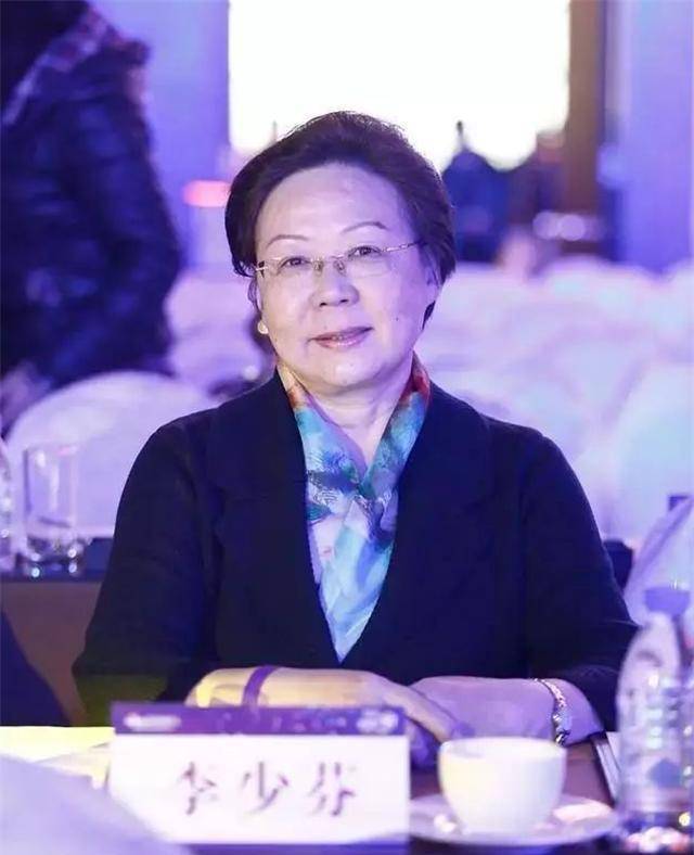 钟南山与李少芬65年爱情:半个世纪的情与爱,诠释了婚姻的真谛
