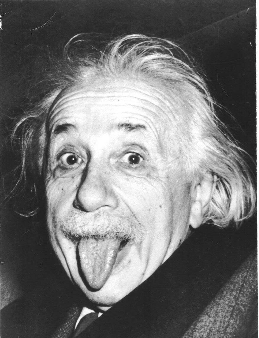 拉着爱因斯坦表情包图片