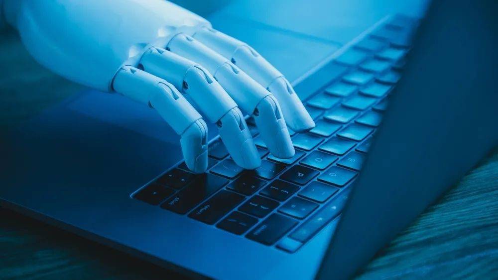 一个被忽视的月活5亿的巨大市场,腾讯,微软,英特尔已经下场了