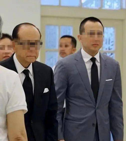 李泽楷抛弃为他生了3个儿子的梁洛施,还恋上了小26岁港姐女友