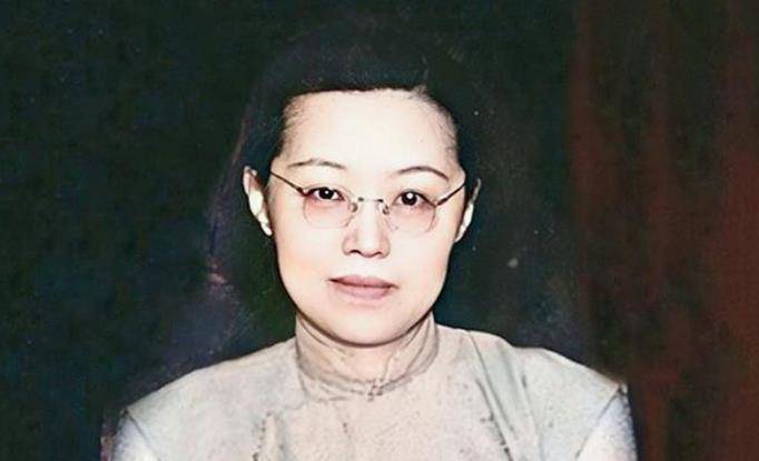 张爱玲的姑姑张茂渊:乘风破浪的民国闺秀,不怕年龄生活过得滚烫