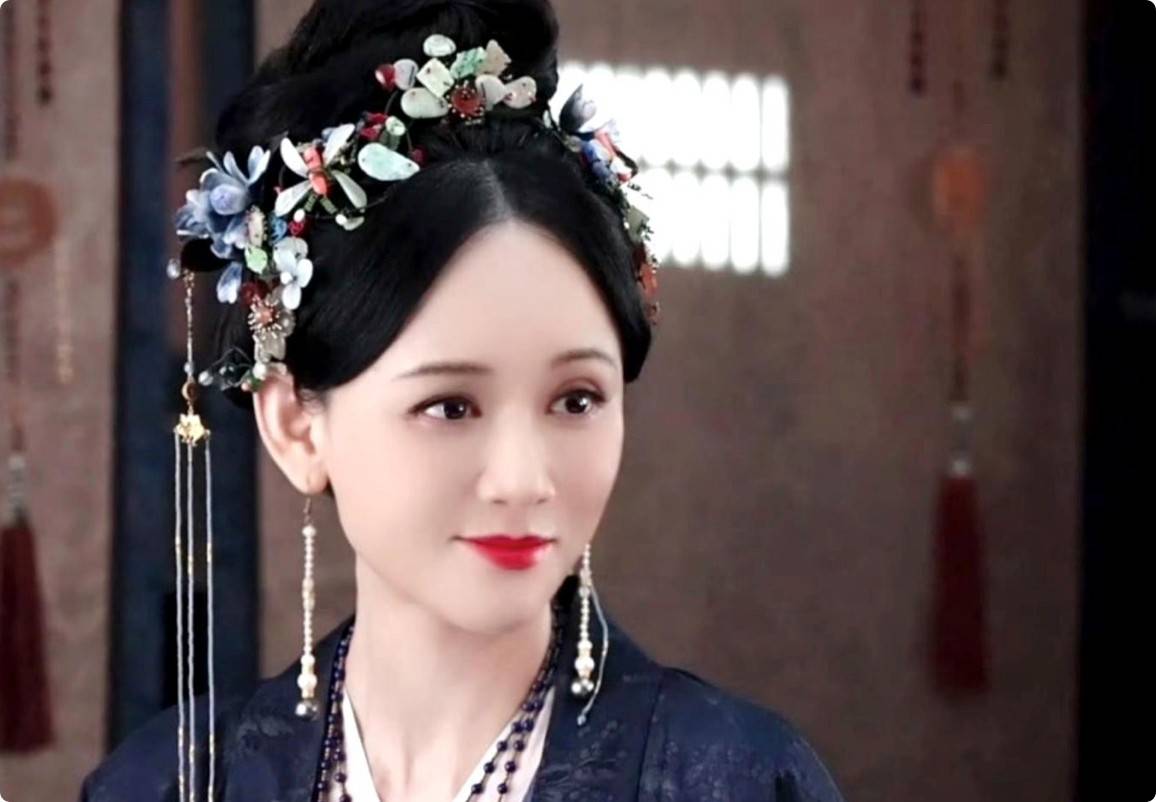 让如今的陈乔恩去饰演一个偶像剧女主肯定说服力不强,但是要演一个