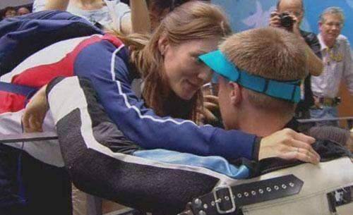 美国射击名将埃蒙斯:离奇失误丢掉金牌,却收获来自爱琴海的爱情