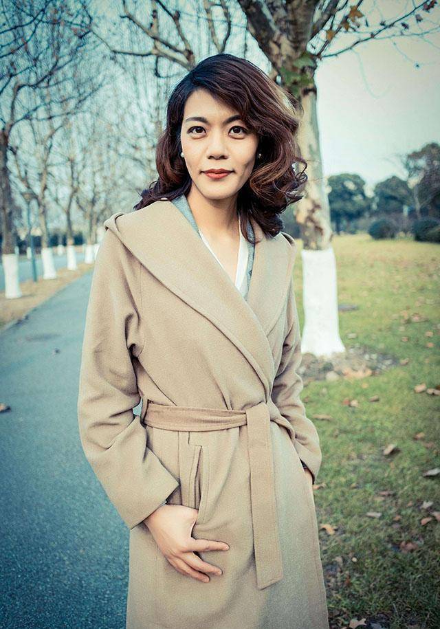 陈果:从女神教授到"万人炮轰";央视上将"耄耋"读成"毛至"