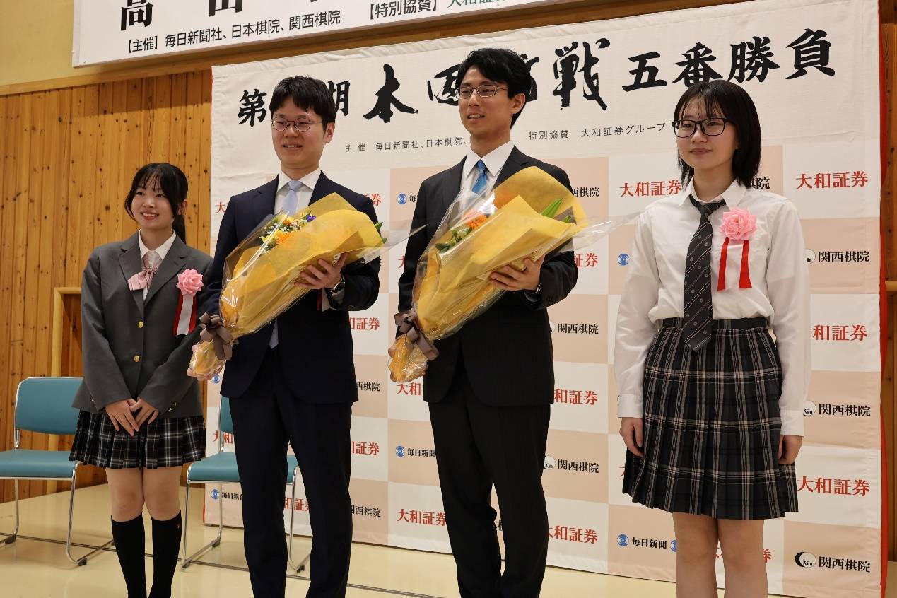 一力辽零封余正麒卫冕本因坊 关西棋院七十年旧梦不能