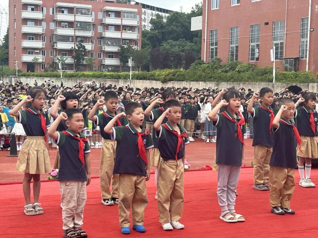 嘉陵区李渡小学图片