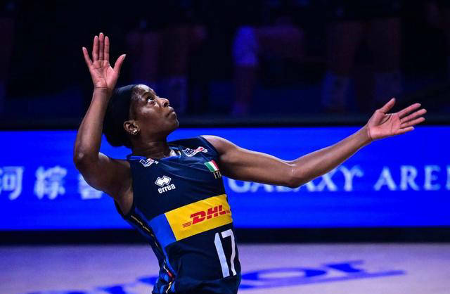 意大利女排5连胜升至积分榜第2,中国女排需加油,日本队备战中