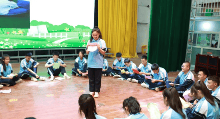 放松心灵 "赢"战高考——尉犁县第一中学开展高三学子心理减压辅导