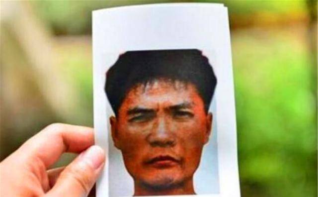 他是重庆第一悍匪,在外逃亡8年,临死之时还有19岁少女相伴_周克华