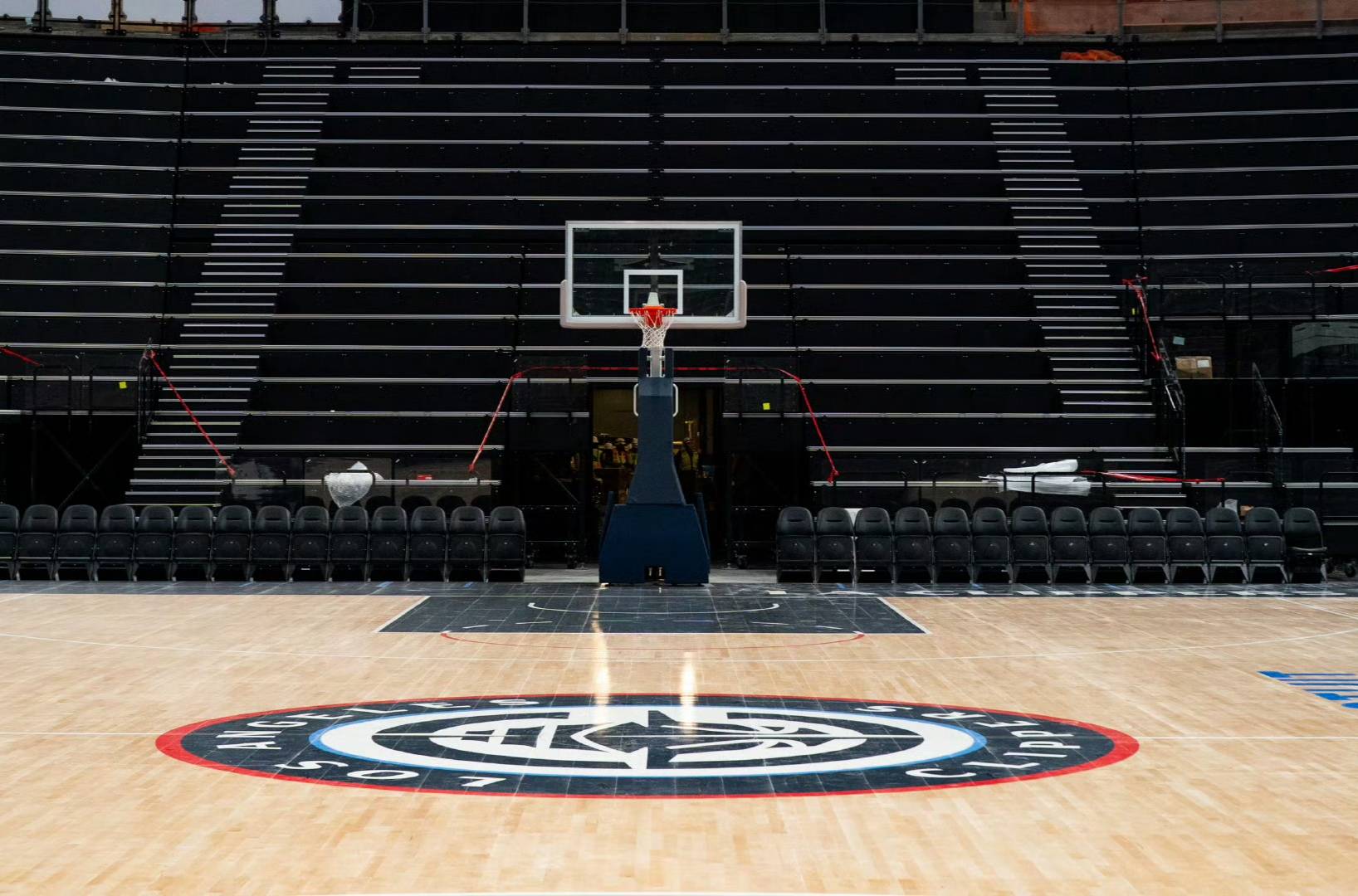 快船新球馆"视觉巨蛋"崛起,豪华阵容呼之欲出!