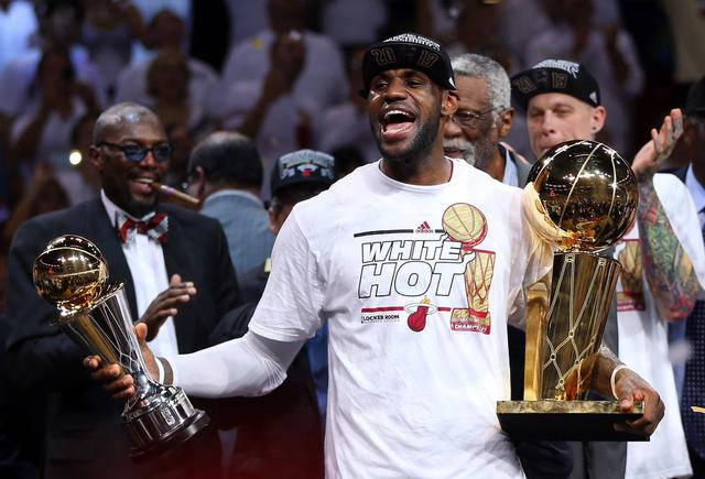 nba巨星夺冠路:韦德9次系列赛,科比11次,乔丹15次,詹姆斯呢?