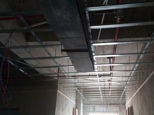 轻钢龙骨美观又实用,为什么好多家庭要用木质龙骨?很难理解_防火_问题