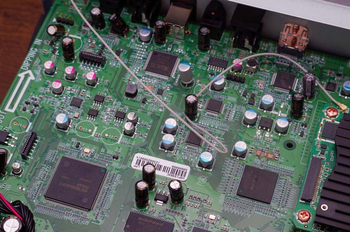 在model 50上的解码芯片官方没有说明,只是说采用马兰士独特的数字