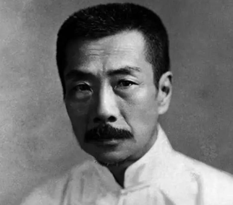 鲁迅不为人知的一面:只吸廉价香烟,一生烟不离手,想戒戒不掉