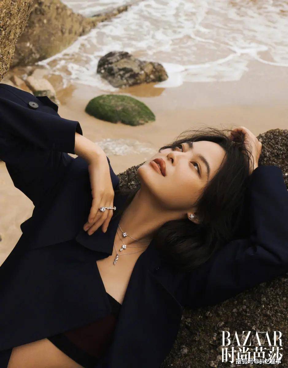 这谁顶得住!辛芷蕾:争议与魅力并存的实力派演员