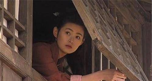 武松杀嫂时,为何要先解开她的衣服再杀她?你看看大宋法律写的啥