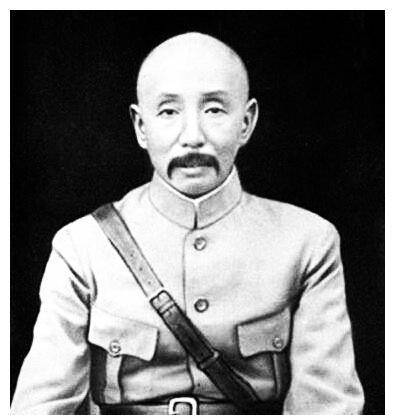 1948年,我军俘虏了一位副总司令,林帅却因此亲自登门致歉