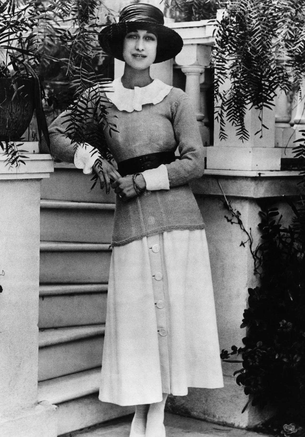 她才是英国王室的头号公敌,她偷走了国王,也破坏了别人的家庭_爱德华