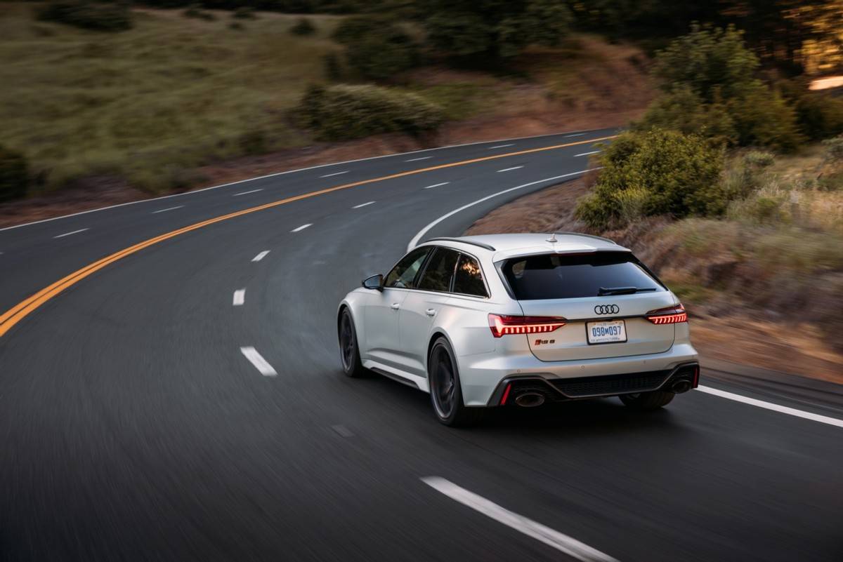 奥迪rs6:唤醒童心,用速度追寻童年的快乐