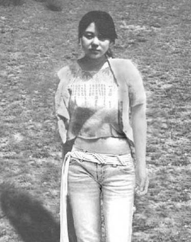 女死刑犯曾是校花,多次遭凌辱,22岁被枪决,二哥迄今不知去向_任雪