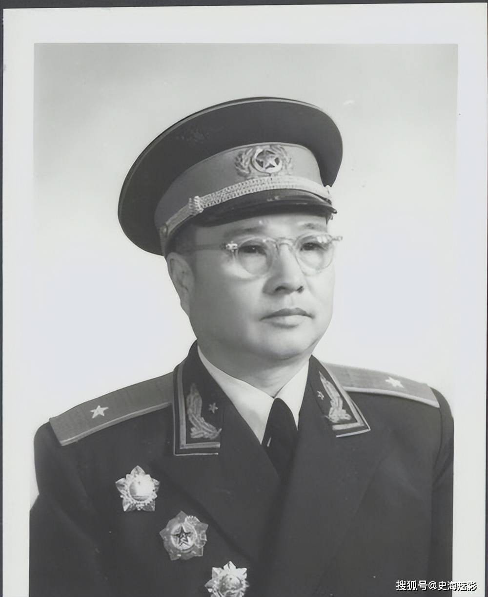 首任延安市长高朗亭,面对私生活不检点的高岗,敢于与其叫板