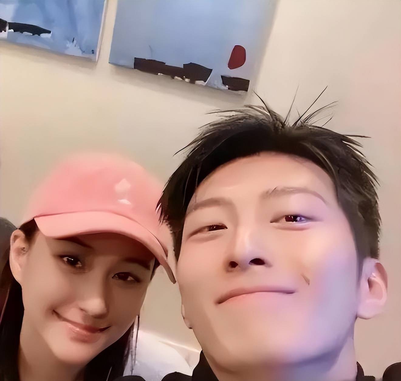 窦骁何超莲分居,不对等的感情,终究经不住时间的考验