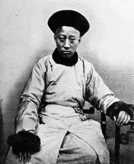 一座恭王府,半部清朝史:眼看和珅荣宠盛极,眼看清朝江河日下