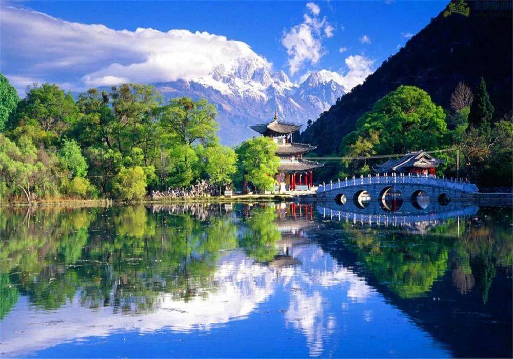 云南丽江美景如诗如画