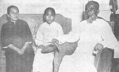 辜鸿铭(右)与淑姑(左),日本小妾(中)合影以今人的观点来看,一个深藏