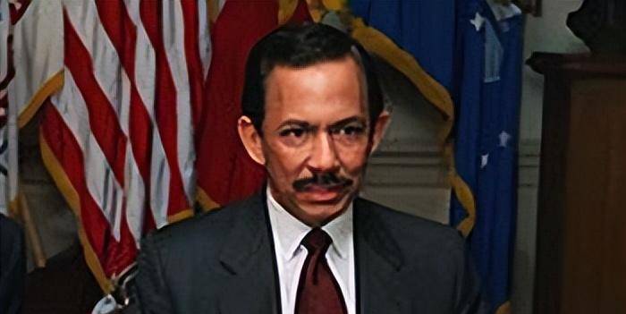 哈吉:全球最富国王,坐拥7000辆豪车,背后侵犯的是中国人的利益