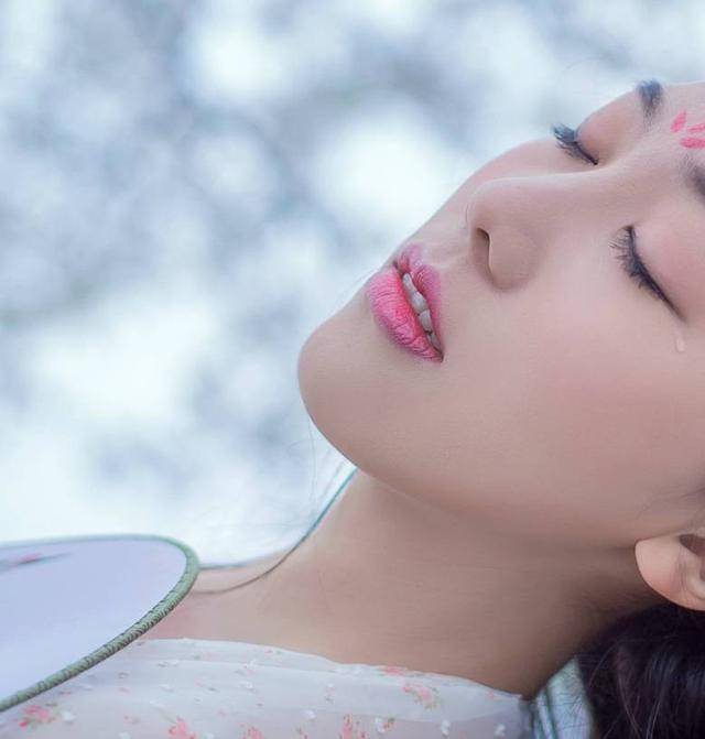 赵匡胤是否因一个女人害死孟昶?专家说:那可是一个绝世美人