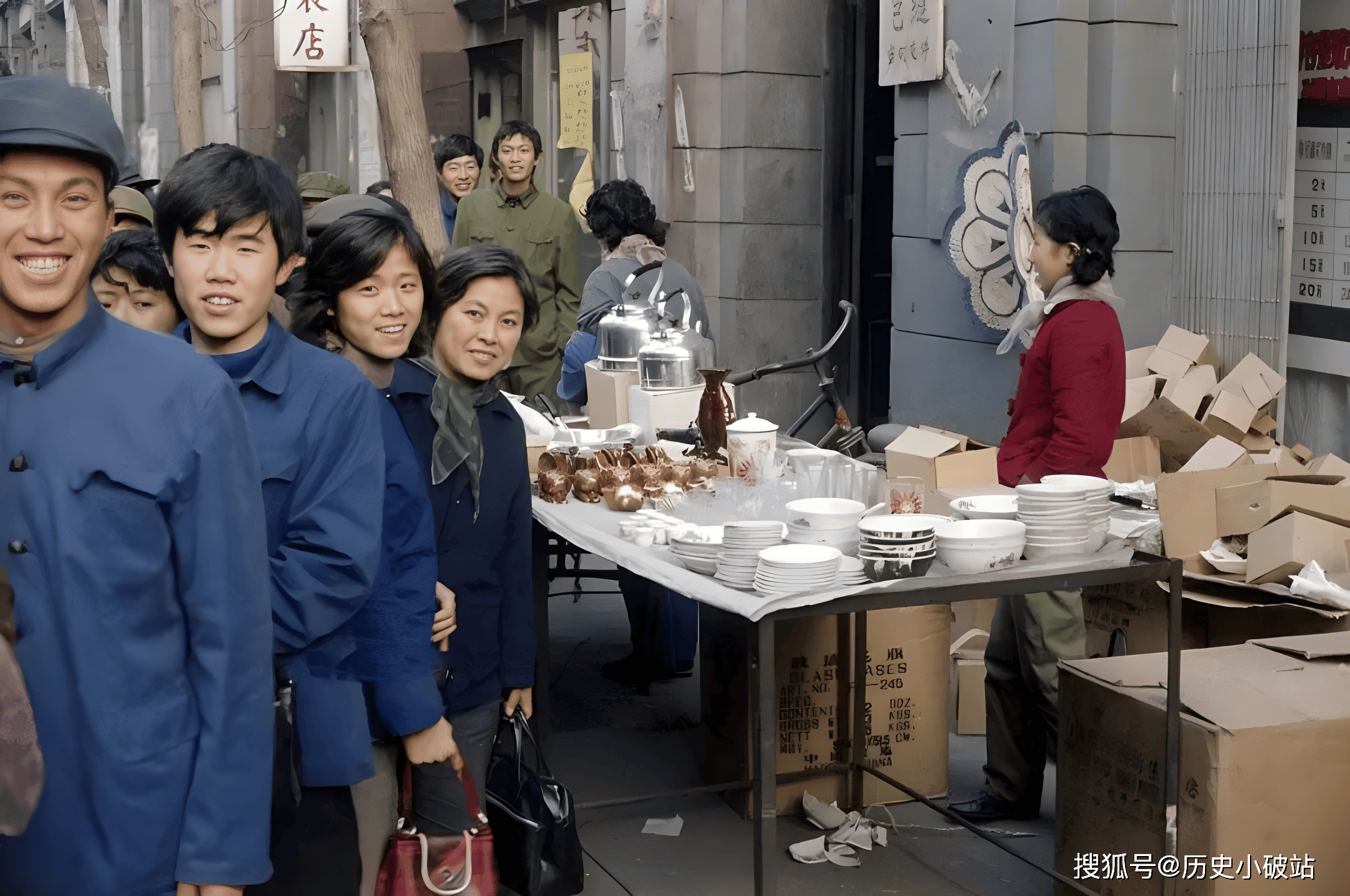 原创那些年我们追过的集市探索80年代集市流动摊的宝藏