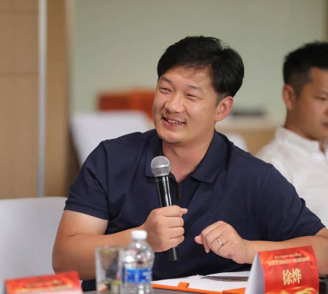 江湖再聚:新老海归话成长,传承接力共奋进