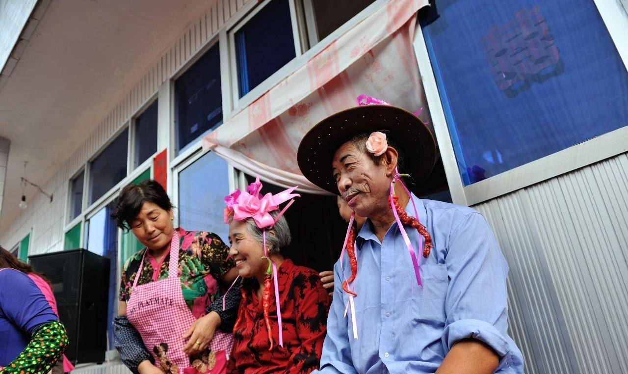 直击农村婚礼现场:各地习俗都有不同,这些习俗你们认可吗?