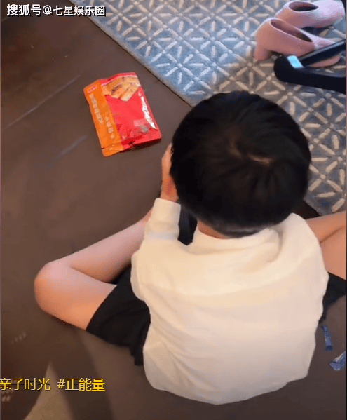 汪小菲儿子砸场麻六记,吐槽父亲像"猪",马筱梅晒视频气大s