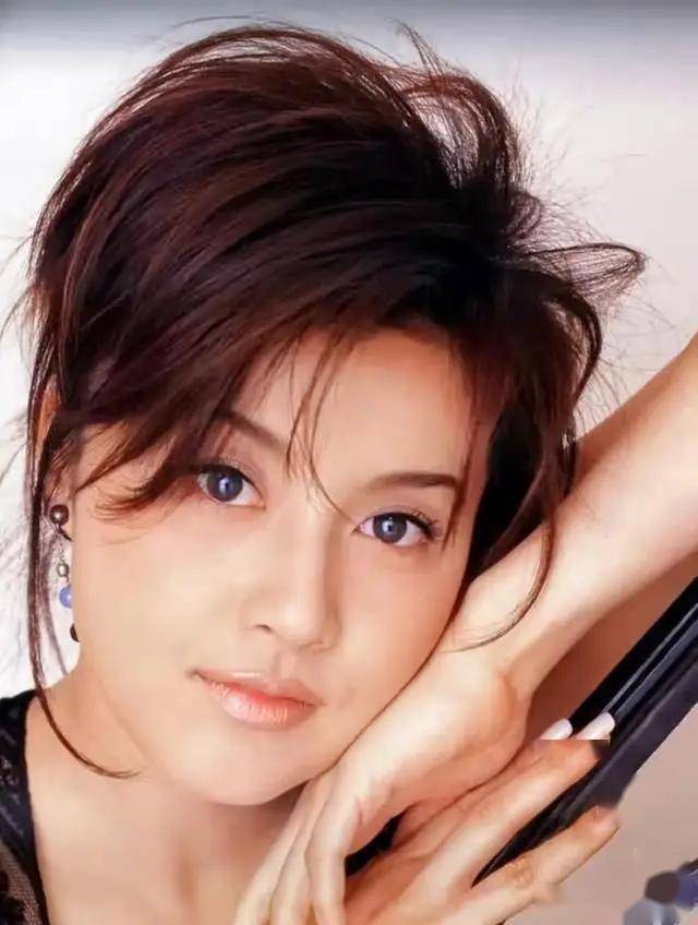 日本女神藤原纪香,美貌才华双绝,看一眼就让人痴醉:这