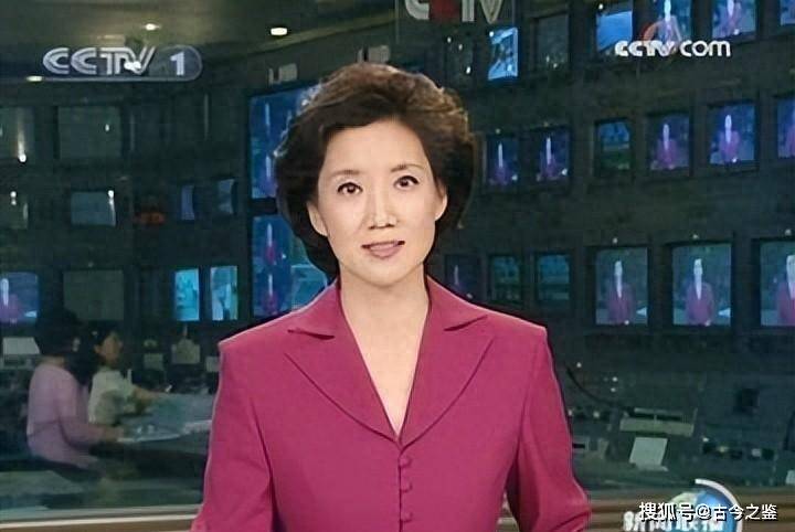 李修平:被誉央视国脸,42岁二婚嫁给省委书记,风光背后满是眼泪_女性_